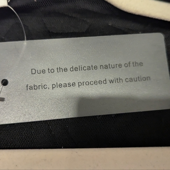 NWT Amazing Cropped Blazer - Picture 7 of 7